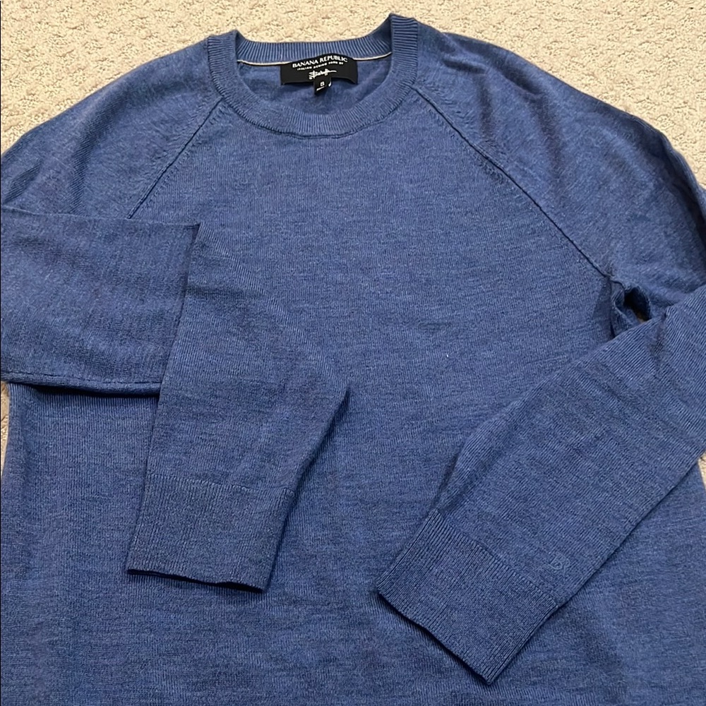 Banana Republic Men's Blue Crewneck Sweater